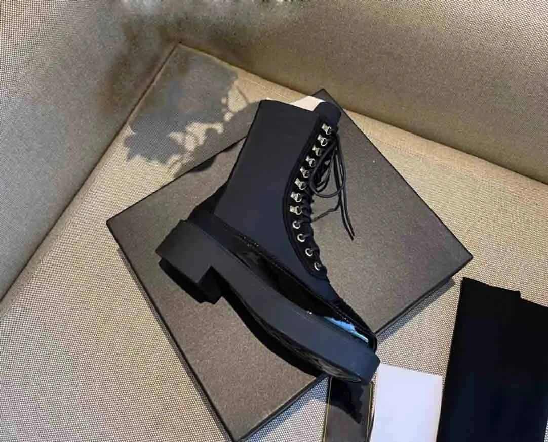 2022 Mulheres Genuínas Mulheres Botas Altas Femininas Lace-Ups Luxury Marca Designer Chelsea Boot Boa Qualidade