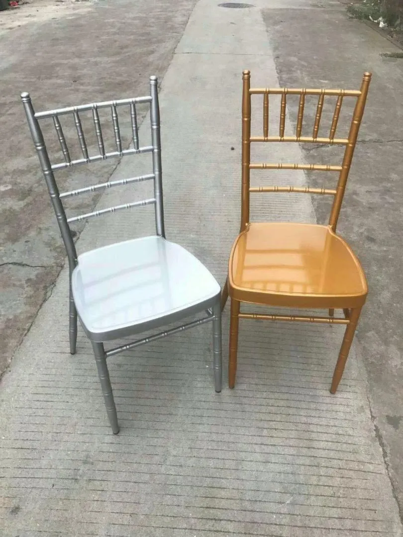 Chaise de mariage Chiavari en métal doré avec coussins, expédition par mer, 2021