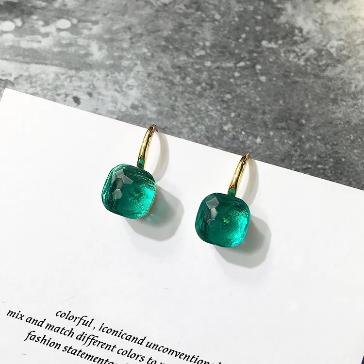 Diamond Studs örhängen för flickor Kvinnor Charm Gold Ear Rings Multi Cutting Surface Colored Gemstone Copper Sapphire Designer Jewell3048