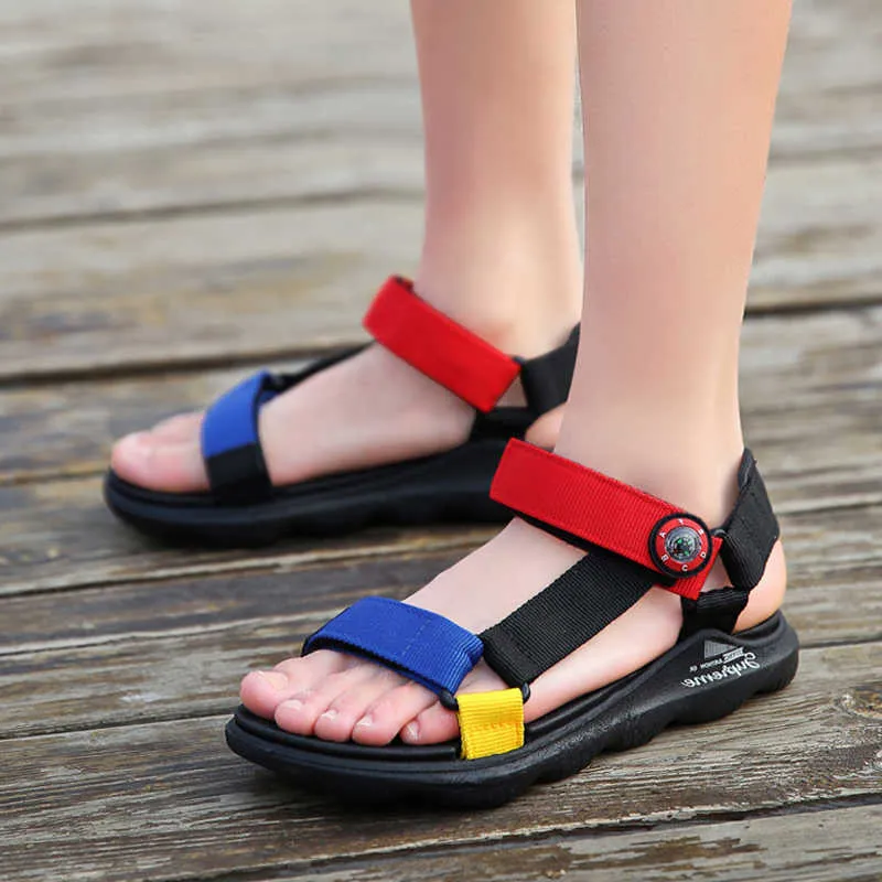 Kinderen snoep kleur sandalen jongen en meisjes ademend mode lint sandalen kinderen studenten buitensporten zachte strand schoenen 210713