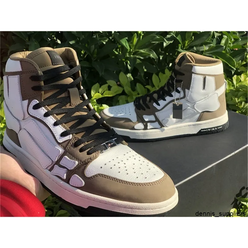 2021 High Top Quality Mens Kvinnor Basket Khaki Grå Triple Black White Fashion Sports Sneakers Designer Trainers Skor Storlek 38-45