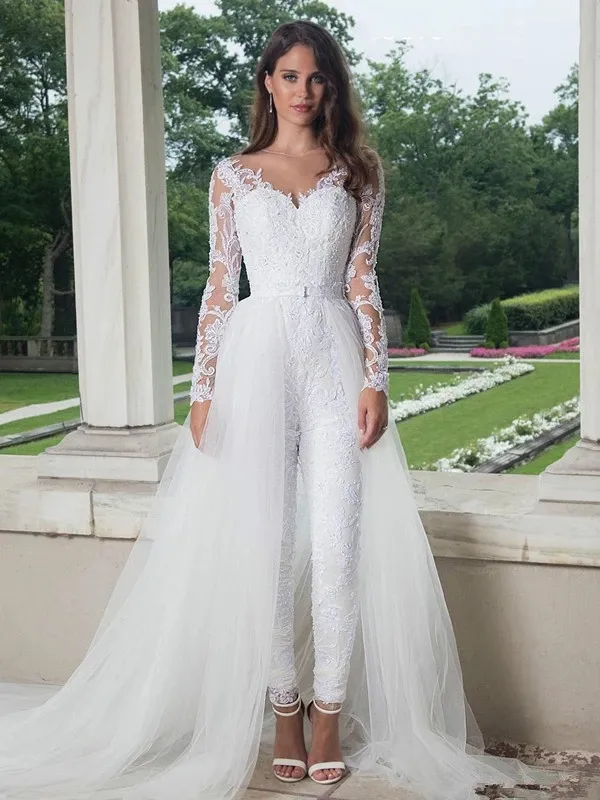 Lace Jumpsuit Bröllopsklänningar med avtagbar Tåg Långärmad Plus Storlek Bröllop Bröllop Gown Pant Suit Country Robes de Mariée