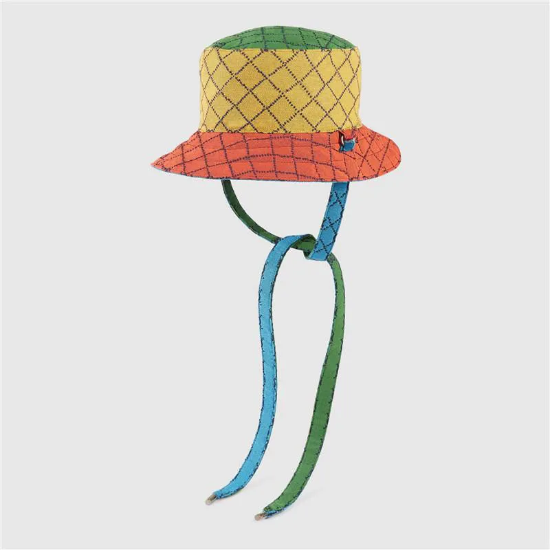 Män Multicolour Reversible Designer Bucket Hat With Strap Fashion Designers Caps Hatts Herr Mens Women Summer Sunhat Bonnet Beanie Casqu293z