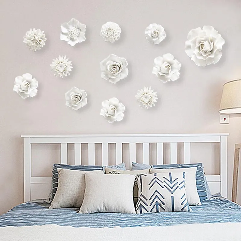 Adesivi murali Modern 3D Ceramic White Flower Sticker Decorazione Soggiorno TV Sfondo Appeso Artigianato El Accessori murali