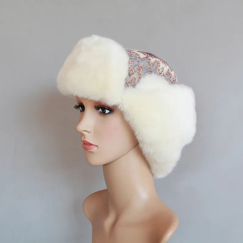 WINTER OUTDOOR HAT