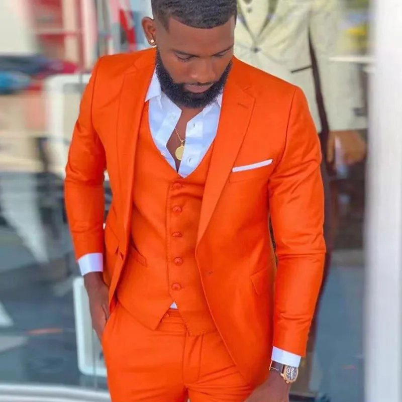 Orange Tre bitar Mens kostym One Button Slim Fit Bröllop Tuxedos Modig Groommens Ruglar Jackor och Byxor