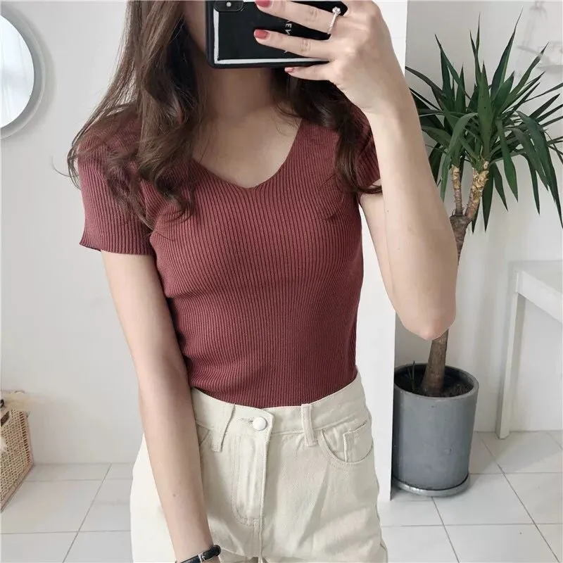 v neck knitted pullover sweater spring summer women's half-sleeved slim bottoming shirt short jumper top solid 210520