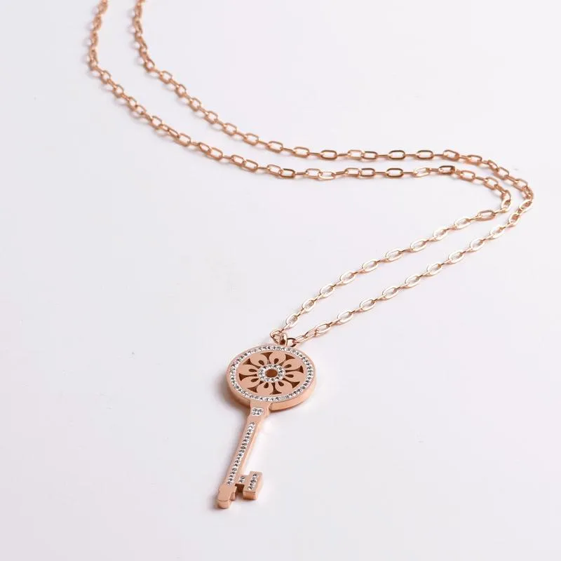 Rose Or Clé Collier Femmes Cou Pendentifs Titane Acier Bijoux Pour Cadeaux L'année Chaînes Charme