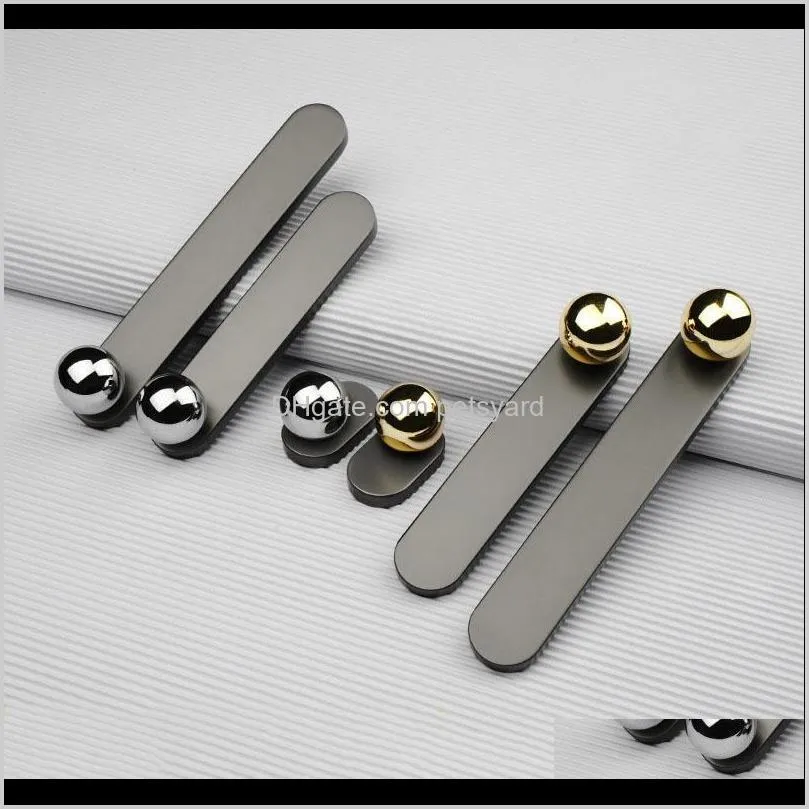 Hårdvara Byggmaterial Hem GardenZinc Alloy Cabinet Handle Der Ball Pulls Garderob Knoppar Svart / Guld / Krom Möbeldörr Aessory Simple