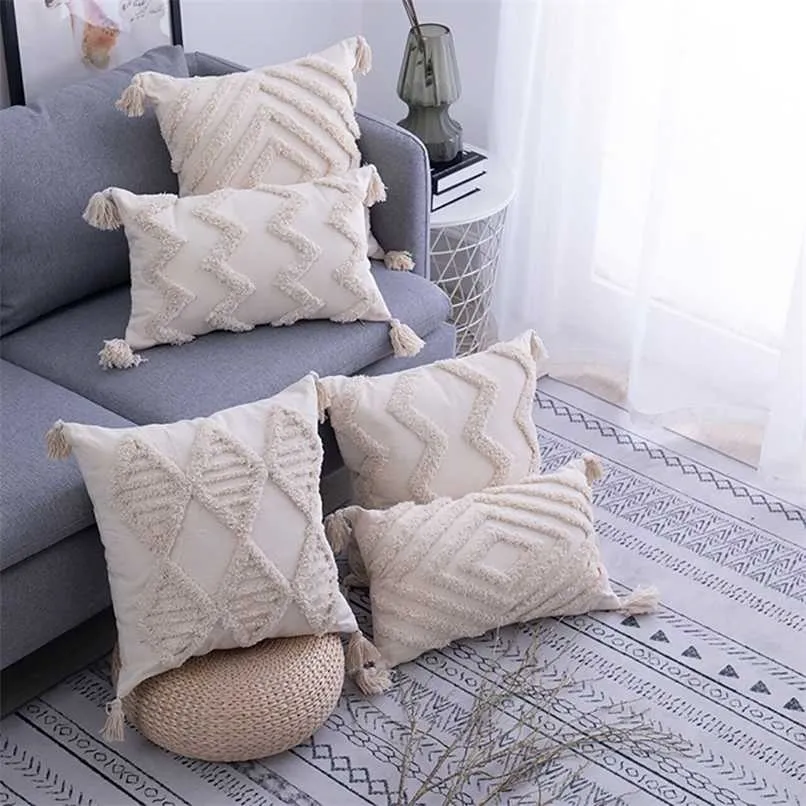 Geometric Rhombus Wave Tassel Pillowcase Hand Tufted And Crocheted Decorative Beige Cushions For Sofa From Luo09 16 6 Dhgate Com