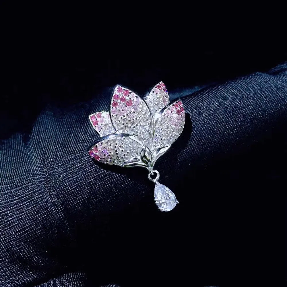 Förhindra garderobsfel Liten blomma Lotus Brosch Pins 925 Sterling Silver med Cubic Zircon 22 * ​​27mm Fashion