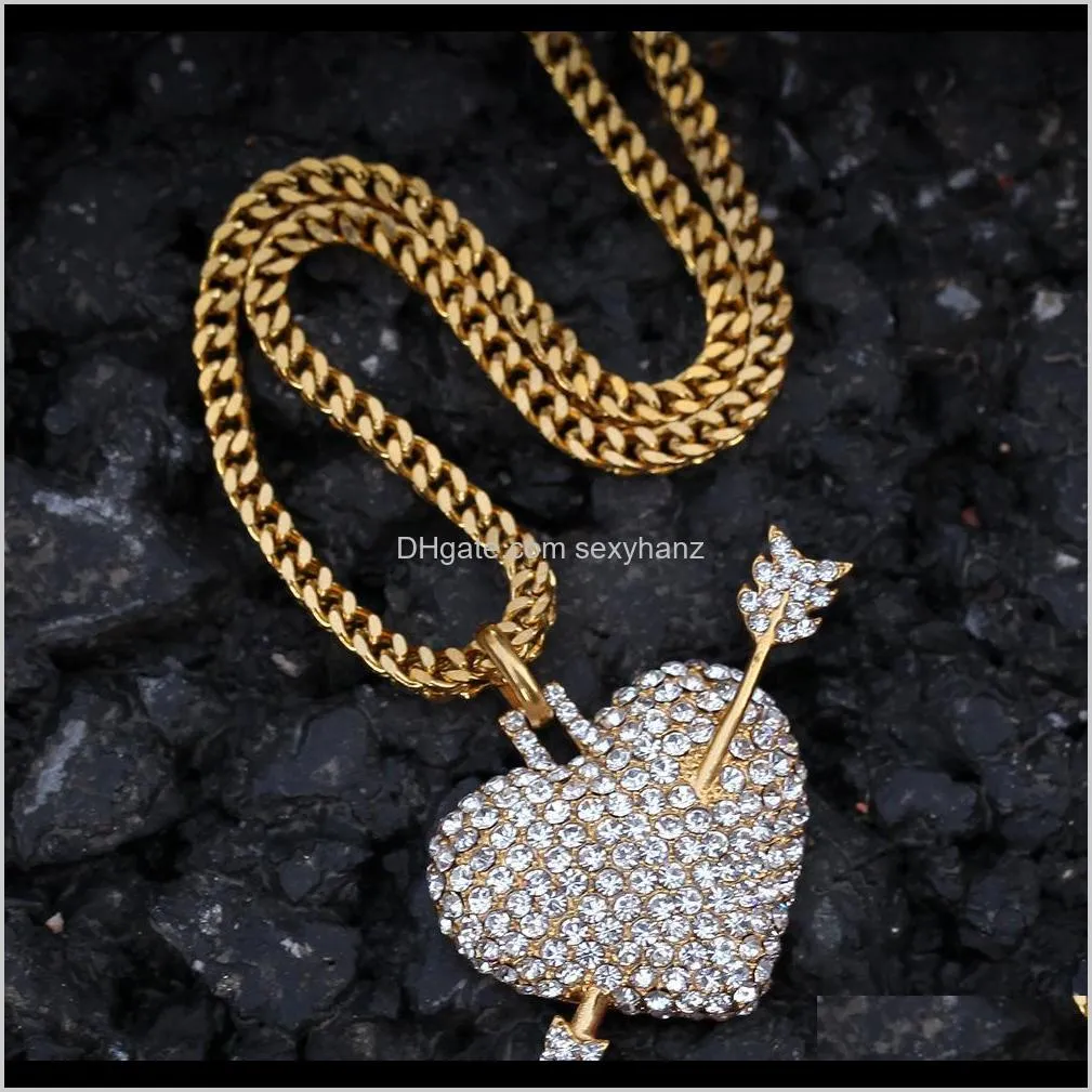 manufacturers wholesale high-end hip-hop stainless steel necklaces full diamond one arrow through the heart pendant,