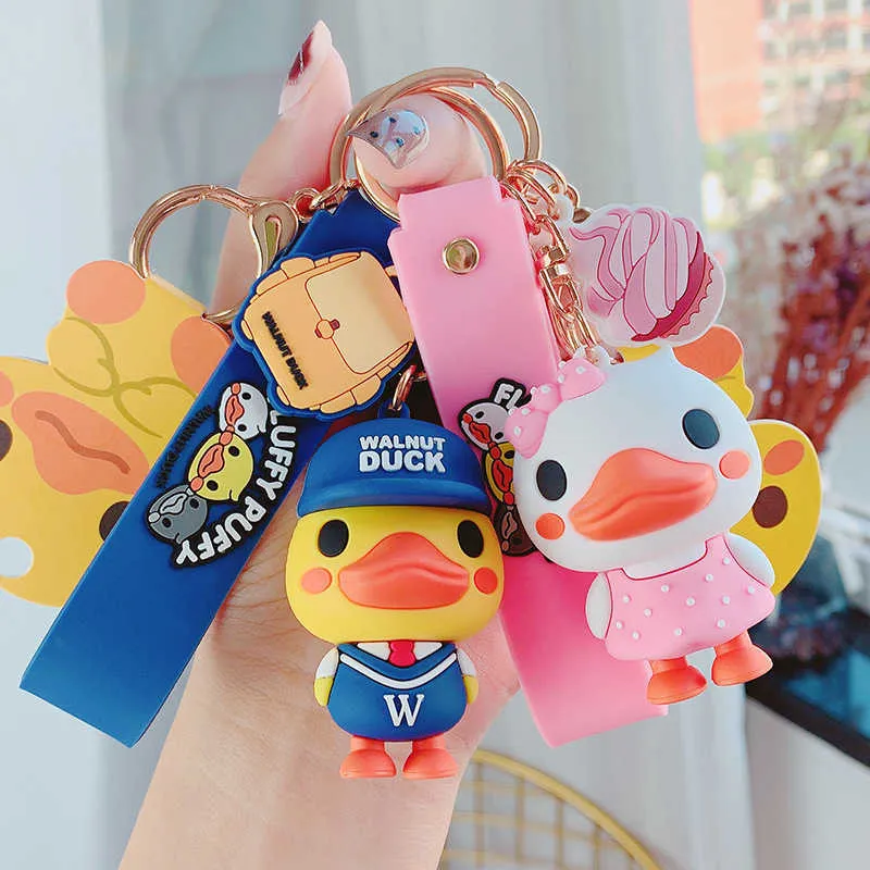 New Authorized Walnut Duckling Key Chain Cute Key Chain Bag Pendant Couple Accessories Creative Gifts G1019
