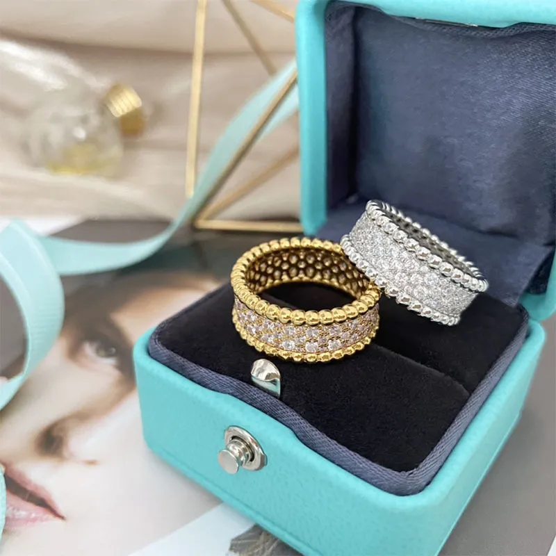 Men And Women Couple Rings Super Flash Zircon Ring Two Colors Fashion Accessories No Box