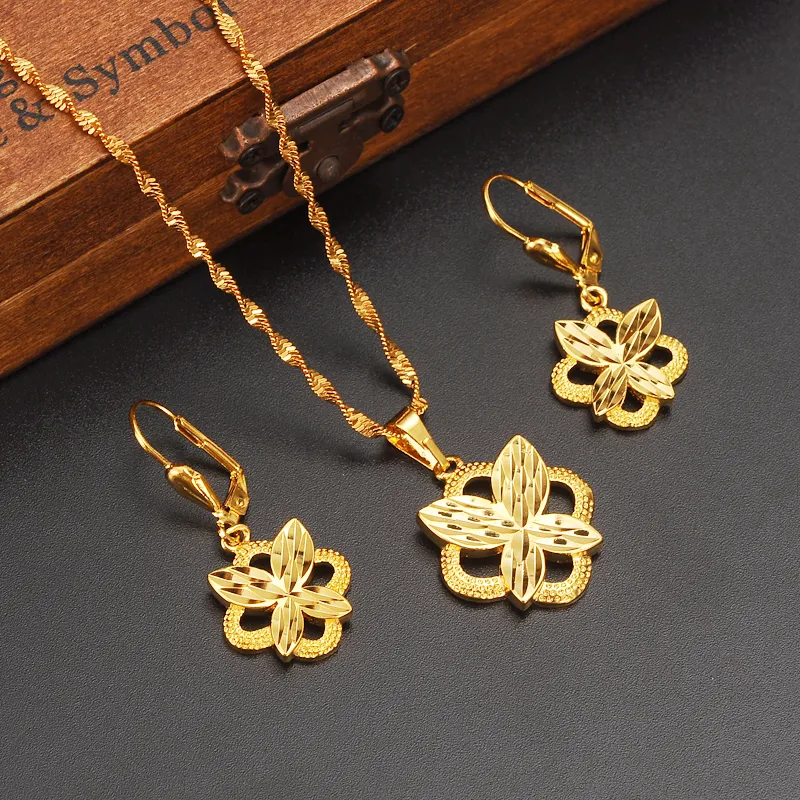 Romantic Lovely Sea heart Pendant chain Earrings sets Jewelry 18 k Yellow Solid Gold Necklaces women