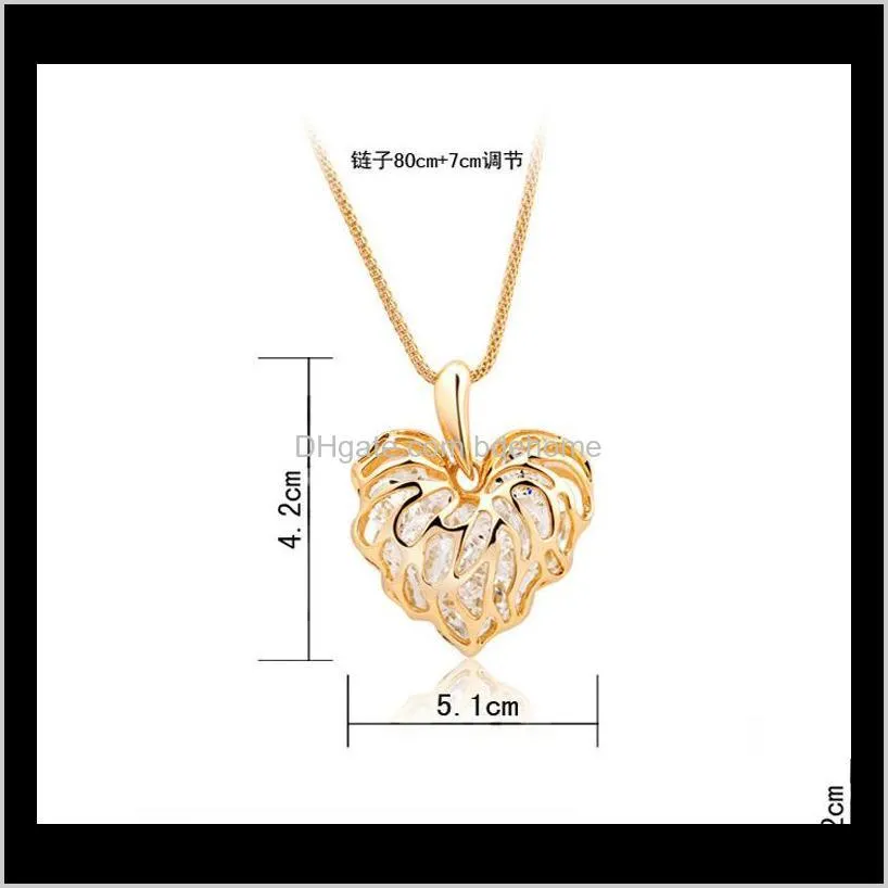 interview with xuanyiwu alloy jewelry, hollow love leaves, sparkling zircon sweater chain necklace