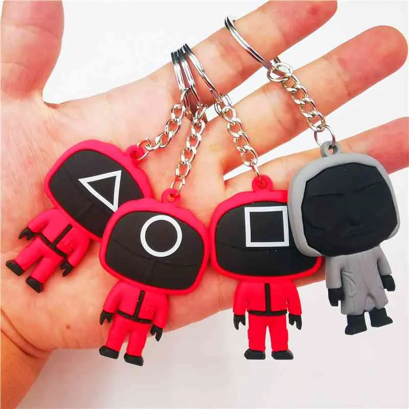 오징어 게임 Keychain 군인 삼각형 시리즈 크리 에이 티브 매력 3D 미니 인형 입상 키 반지 자동차 배낭 펜던트 선물 장식