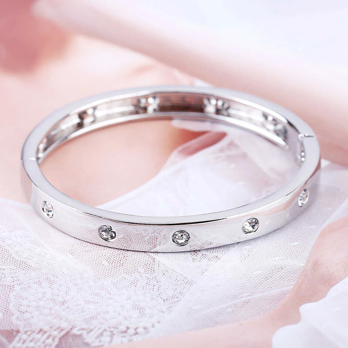 Kaymen Love Friendship Gold And Diamond Bangles Cuff