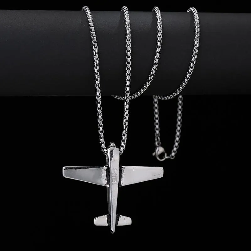 Pendant Necklaces Men's Necklace World War II Small Plane Solid Stainless Steel High-Quality Jewelry Handsome Cool T-Shirt With Chain