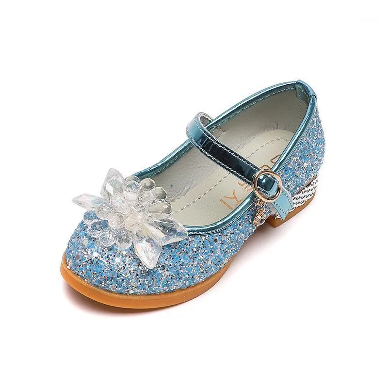 Sandaler 2022 Flickor Flats Skor Sequined Princess Student Show Trend Sweet Flowers for Wedding Party Chic Fashion