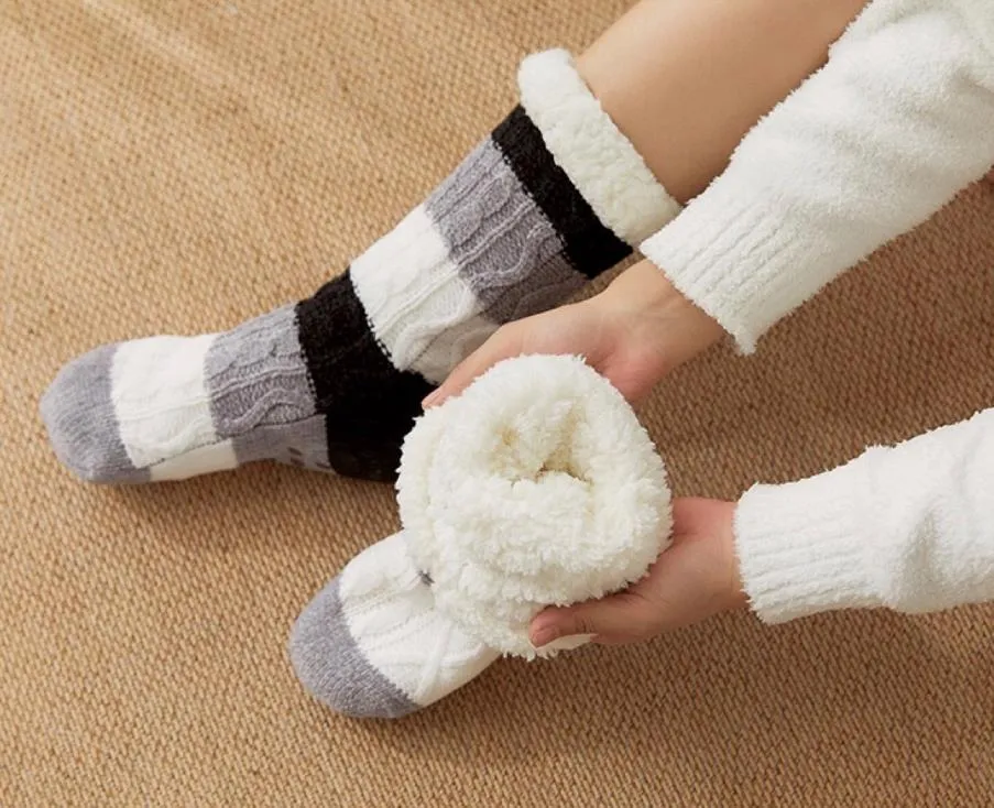 Womens Fuzzy Slipper Socks Knitted Fluffy Cozy Cabin Winter Warm Fleece Soft Thick Comfy Anti Slip Christmas Gift Stockings Hosiery