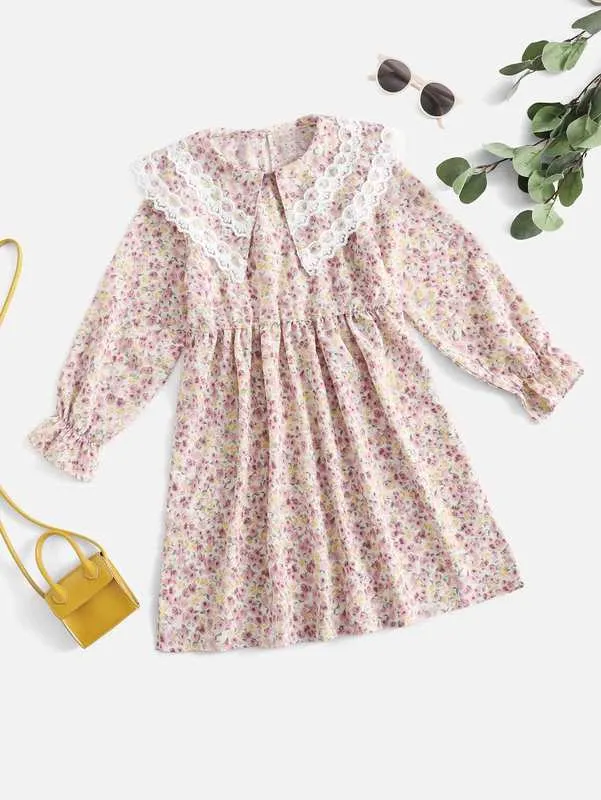 Meninas Ditsy Floral Flounce Sleeve Lace Detalhe Declaração Declaração Vestido