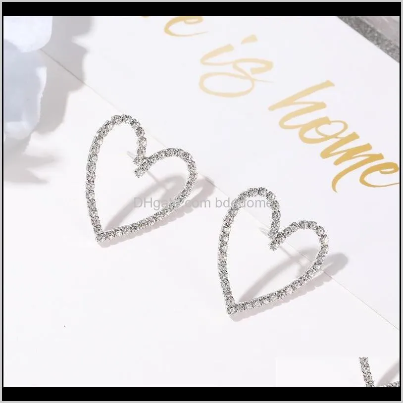 Exaggerated Love Heart Big Earrings For Women Hollow Shinning Rhinestone Ear Studs Korean LOVE Wedding/Party/Street Jewelry
