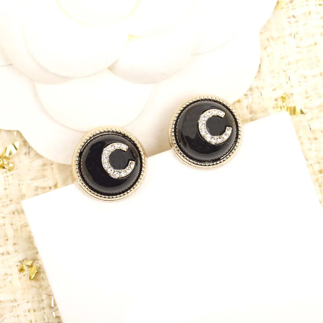 2022 Top quality charm small round shape stud earring with diamond and black resin part for women wedding jewelry gift have box st243N