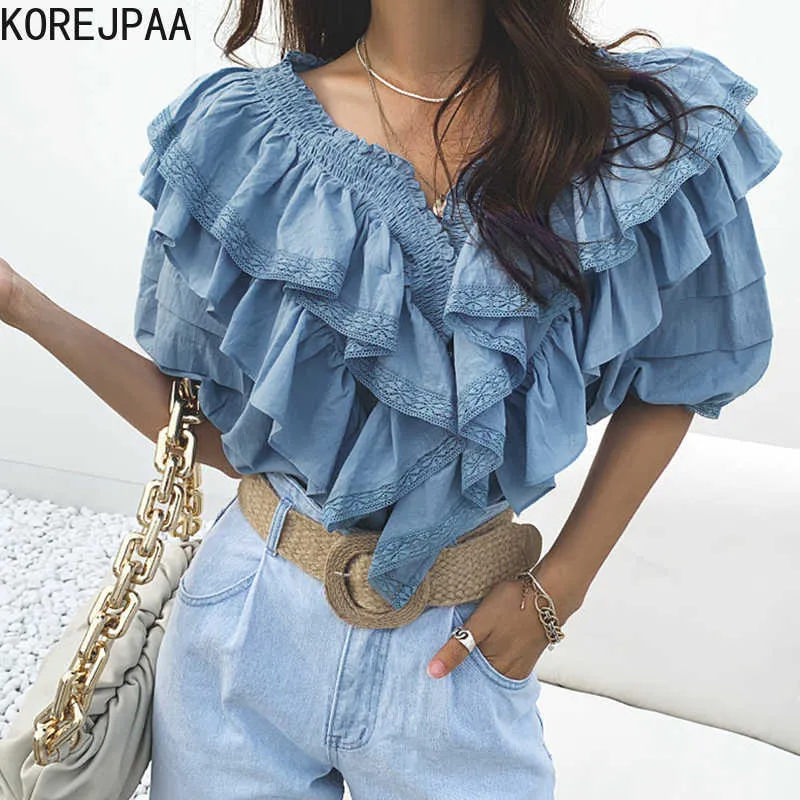 Korejpaaの女性のシャツ夏の韓国のレトロなエレガントな折りたたみVネックレース中空ステッチ二重層フリルパフスリーブブラウス210526