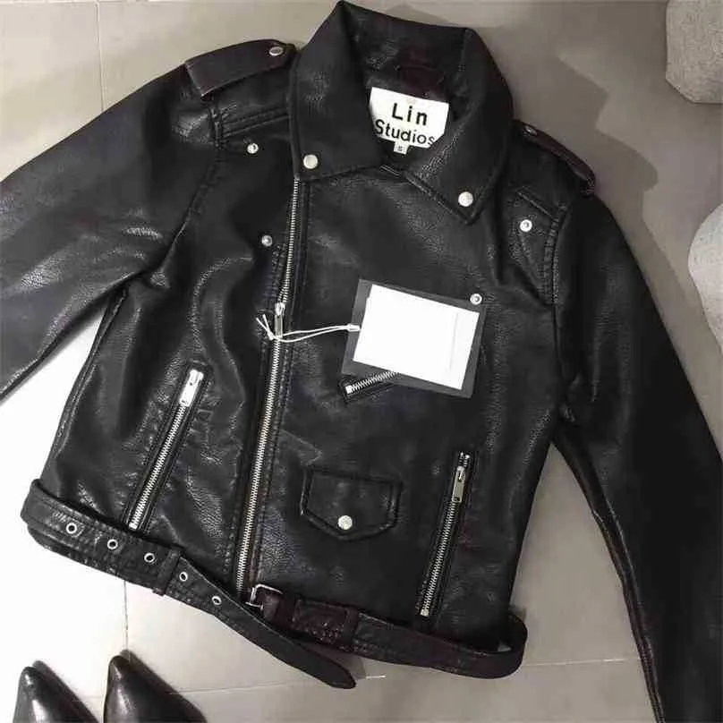 Women Streetwear Black Leather Coat Spring Autumn Long Sleeve with Belt Short Jacket Vintage Biker Outwear 210525