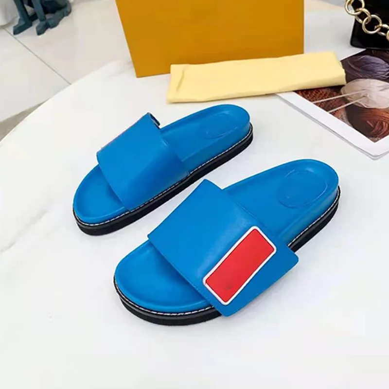 Luksusowe Brand-Name Buty Moda Klasyczne Sandały Kapcie Wiosna I Blue Summer Leather Ladies Beach Cool Flat Heel 35-42 Water Tabela 4cm