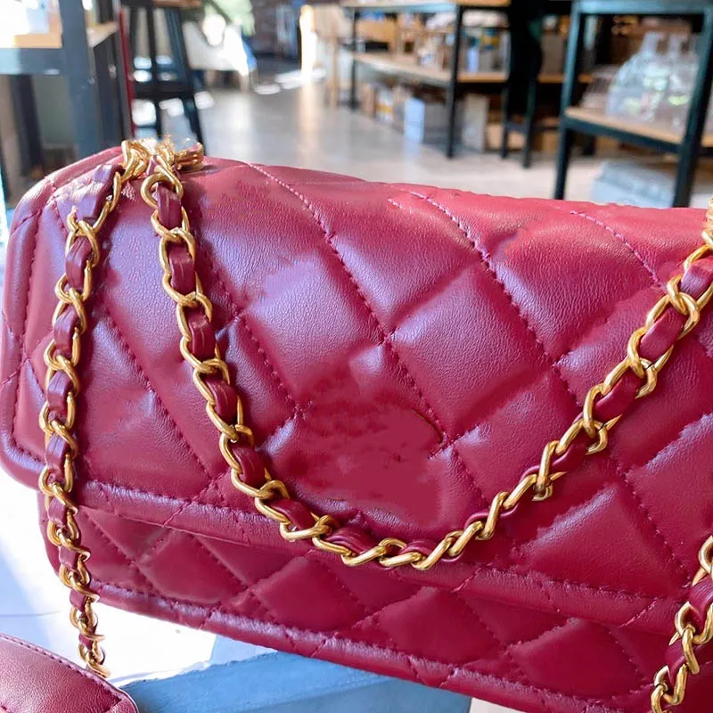 2021 Style Girl Fashiong Bags Diamond Lattice Diamond Pattern Big Name Chain Luxury Quilted Outdoor Sacoche Designer Handbags Wallet Cross Body