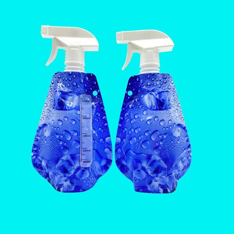 Dongguan Factory 500ml Foldable Plastic Water Bag Multifunctional Spray Can Environmentally Watering Flowers Plants Storage Bottles & Jars