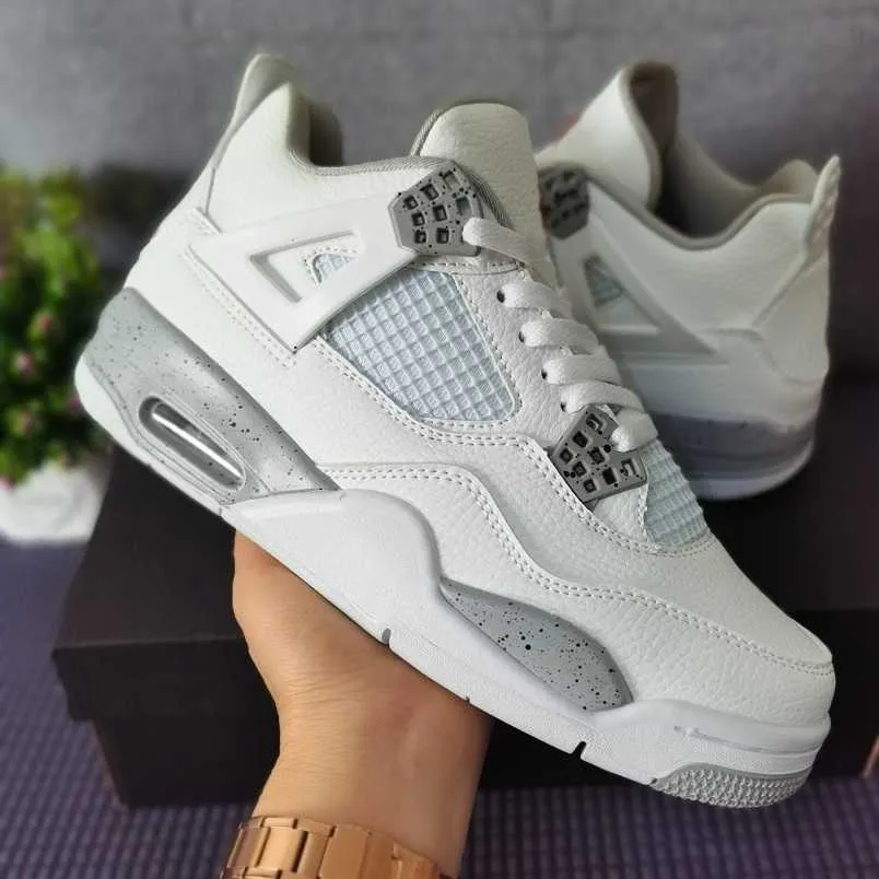 New arrival Hot Sell White Oreo jumpman 4 mens Basketball shoes high quality Tech Grey Black Fire Red 4s men women Fashion luxury designer trainers