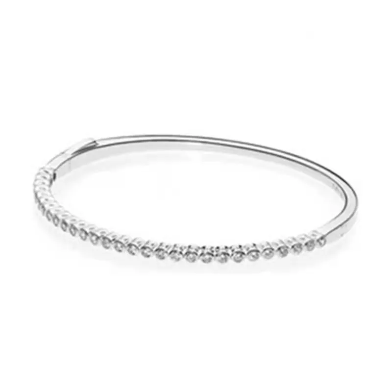 Bracciale in argento sterling 100% 925 con pavé di zirconi cubici, elegante e inebriante braccialetto scintillante per le donne, regalo di gioielli di fidanzamento di nozze di lusso