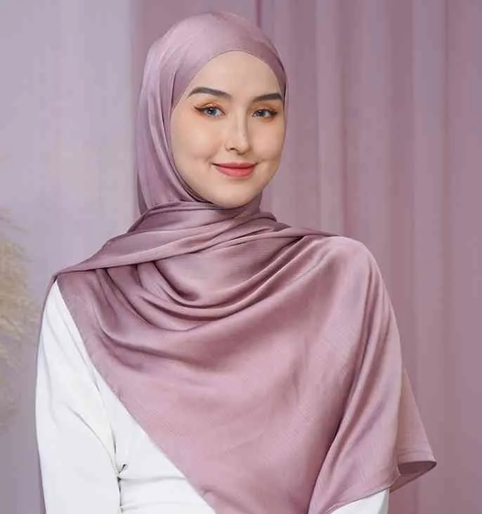 2021 Wholeale Lieferant Frauen Baumwolle Schal Schal Moslemisches Hijab Schal Chiffon Hijab