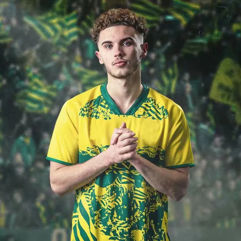 Tercera Camiseta Norwich City 2021-2022