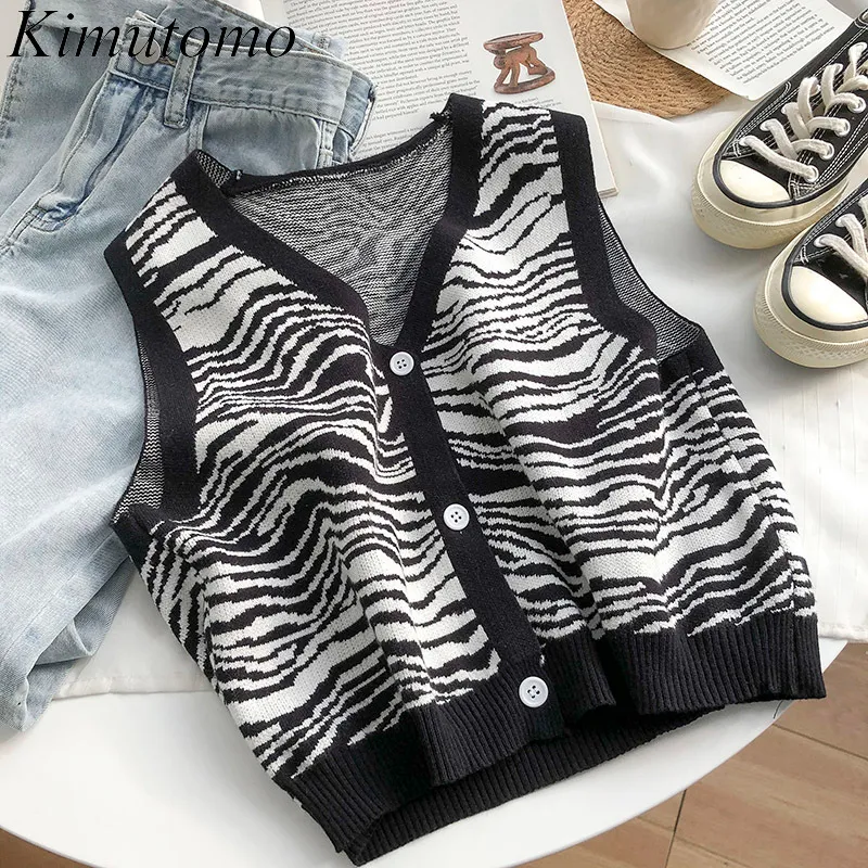 Kimutomo Women Zebra Stripes Stickad Vest Spring Chic Fashion Girls V-Neck Single Breasted Wild Outwear Short Tops 210521