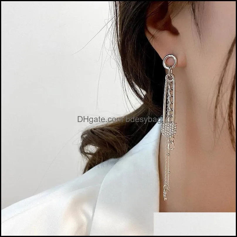 Crystal Pin Long Pendant Drop Earrings for Women Gothic Fashion Earrings Female Korean Party Jewelry Ear Accessories Gift