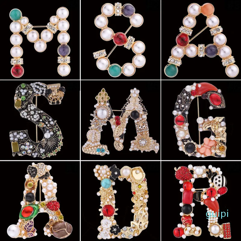 Broche creativo con letras de diamantes de imitación de cristal, broches del alfabeto, alfileres de solapa, ramillete para mujeres y niñas, accesorios de joyería de diseñador, regalos