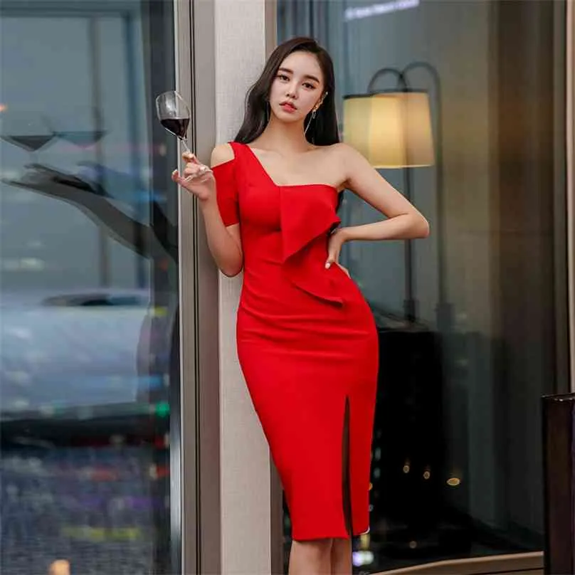 حزب مثير الكورية السيدات واحد الكتف عارية الذراعين الأحمر أكمام ملهى ليلي ميدي ضيق اللباس للنساء الملابس 210602