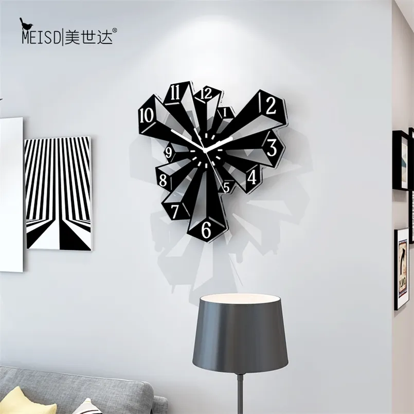 Creative Prism Silent Wall Clocks Design moderne Salon Décoration de la maison Décor pour cuisine décorative acrylique art montres 211110
