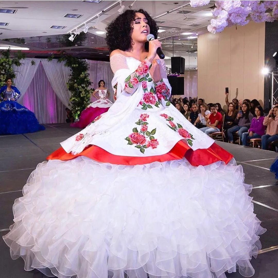 Vintage Red Rose Flowers Embroidered White 2022 Quinceanera Prom Dresses Charro mexican Off Shoulder Long Sleeves Sweet 16 Vestido De 15 Anos