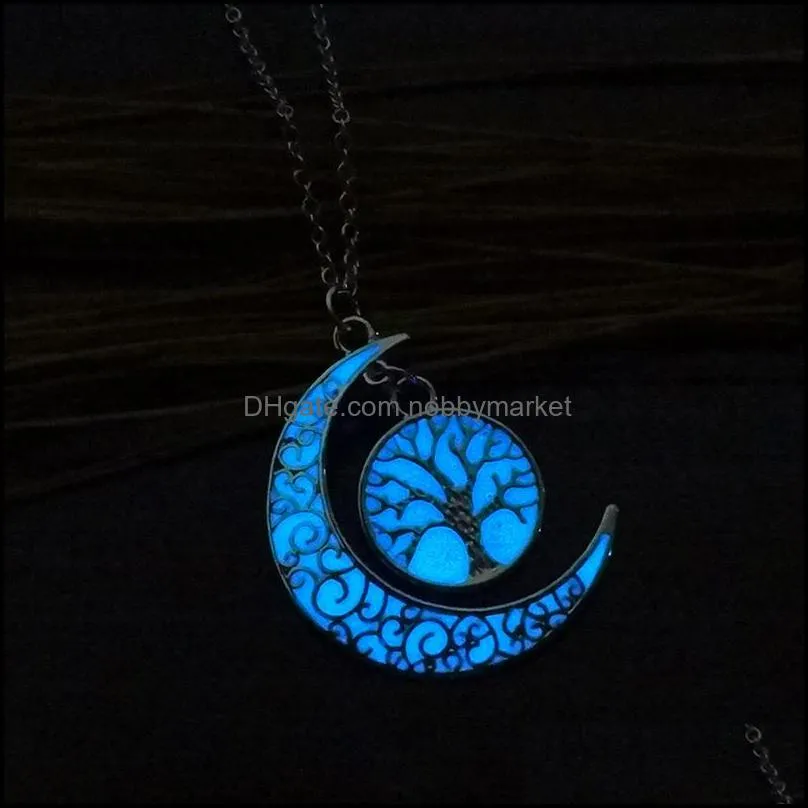 Fashion Glowing in the Dark Moon necklaces For women Hollow Tree of Life Heart MOM Letter Luminous Pendant chains New Designer Jewelry