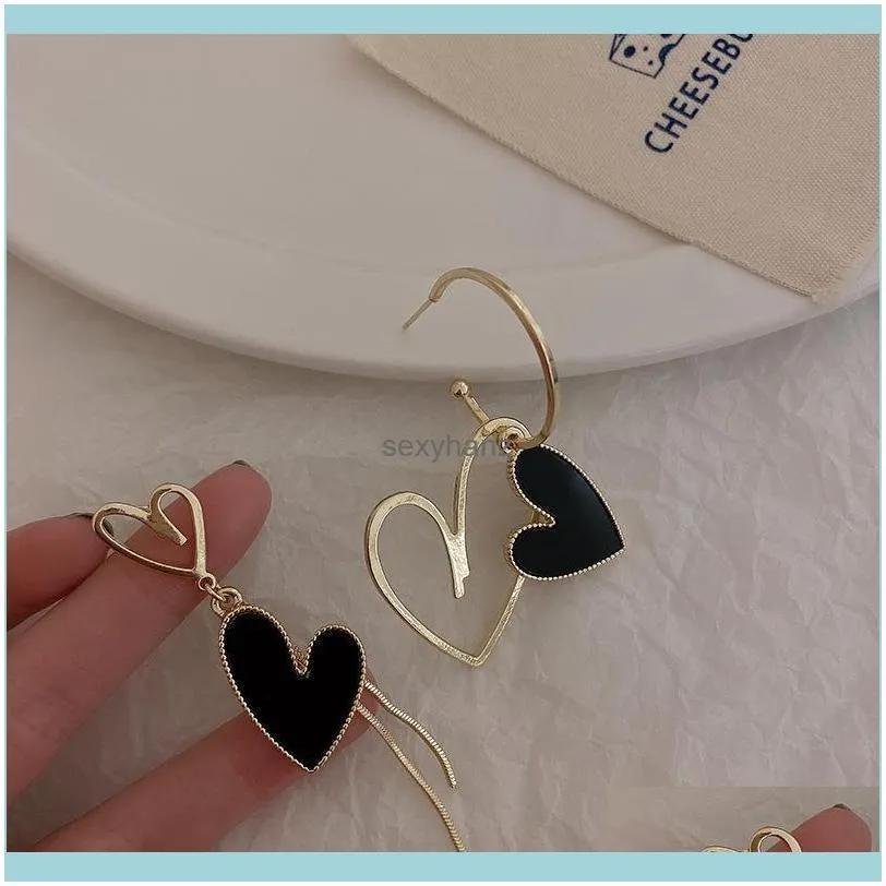 Dangle & Chandelier Post Allergy Free Black Enamel Rhinestone Heart Tassel Assymetric Earrings For Women Cute Sweet Korean