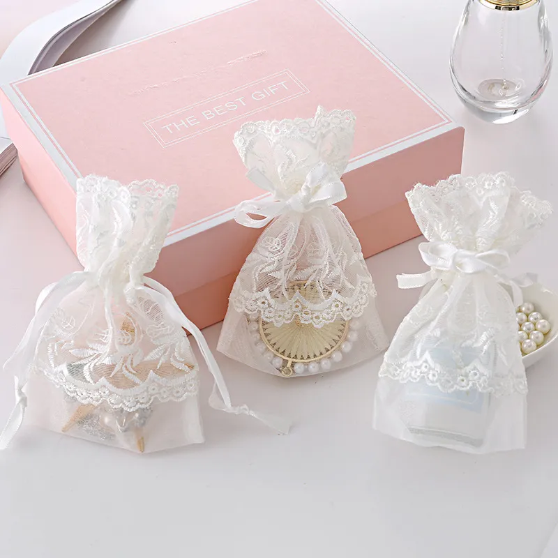 Ribbon Drawstring White Lace Bröllopsgåvor Valenties Dag Presentförpackning påse kan anpassas