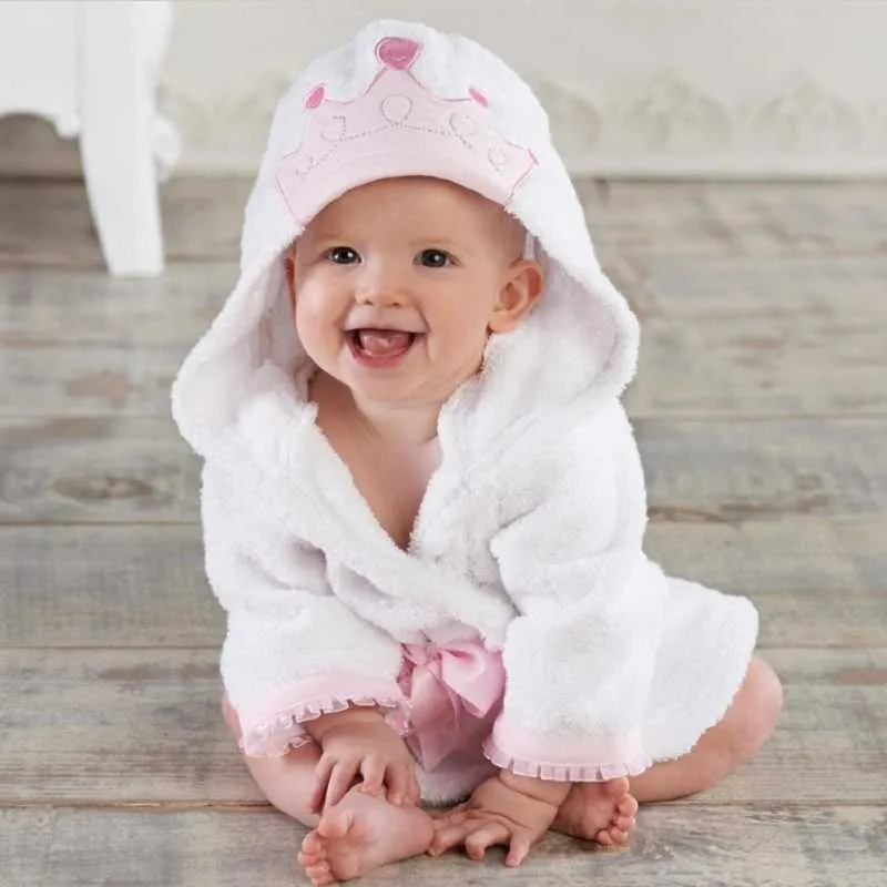 Hooyi Princess Crown Children Bath Towel born Blankets Baby Girl robe Hooded Towels baby stuff Terry Pajamas Coat 210728