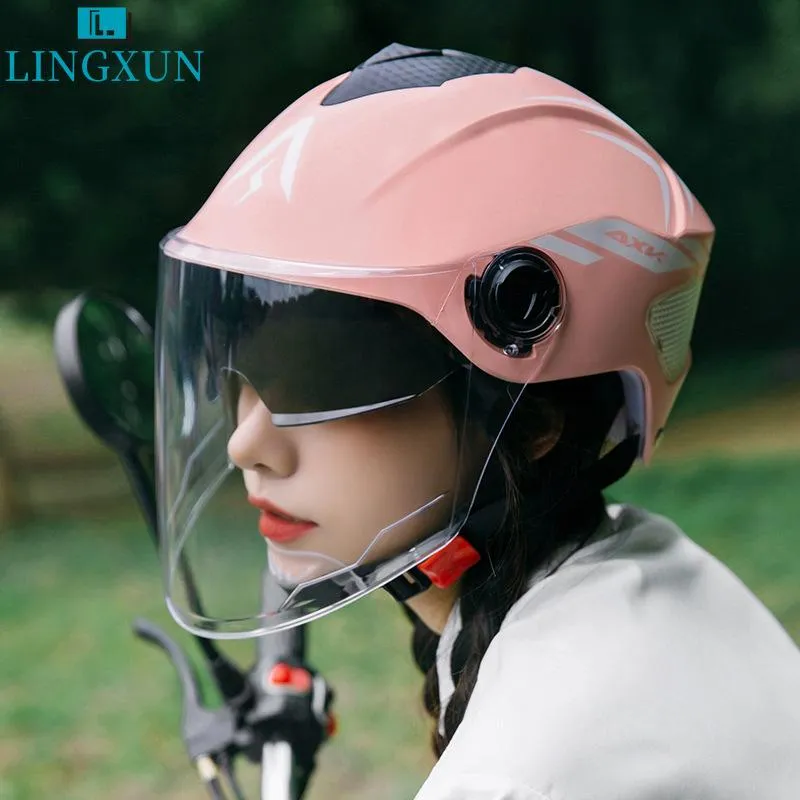 Kaski motocyklowe Lingxun Summer Lightn Light Helmet Mężczyzna I Lady Uniwersalny Cute Electric Samochód Bateria LB144