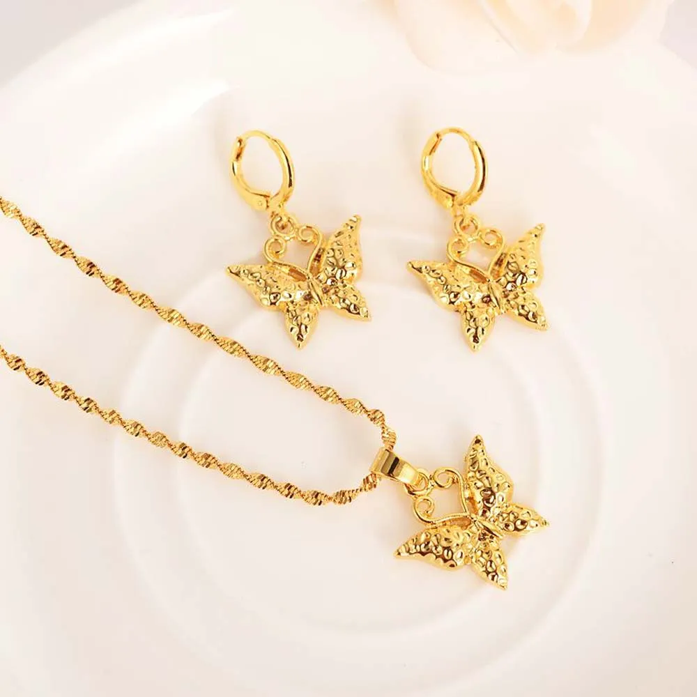 Collana pendente Orecchini carino Butterfly 18k solido g / f gioielli in oro set marito o moglie matrimonio