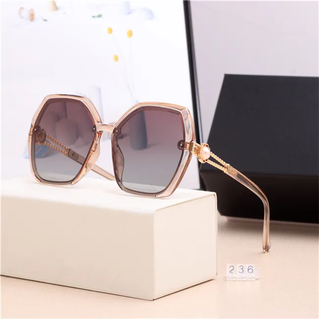 Sunglasses Designer Women Oversized Fashion Sun glasses Womens Vintage Eyewear Feminino Big pearl Rhinestones Shade UV400 With Box